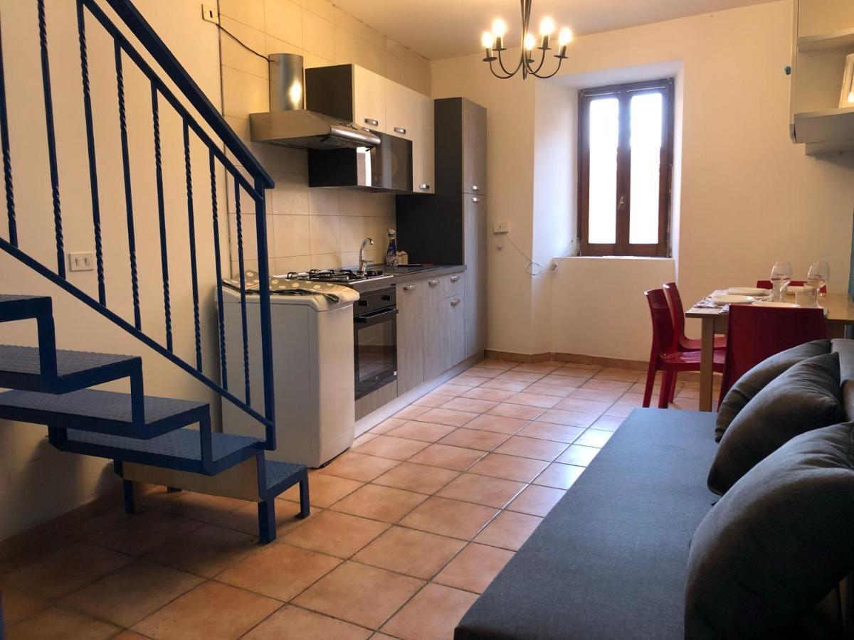 Ferienwohnung Casa Dercia Minturno Exterior foto